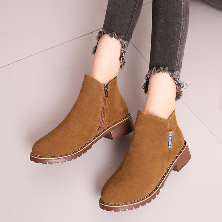 Women's ankle-high faux suede ankle boot with sturdy tractor sole and comfort heel Mune Fashion