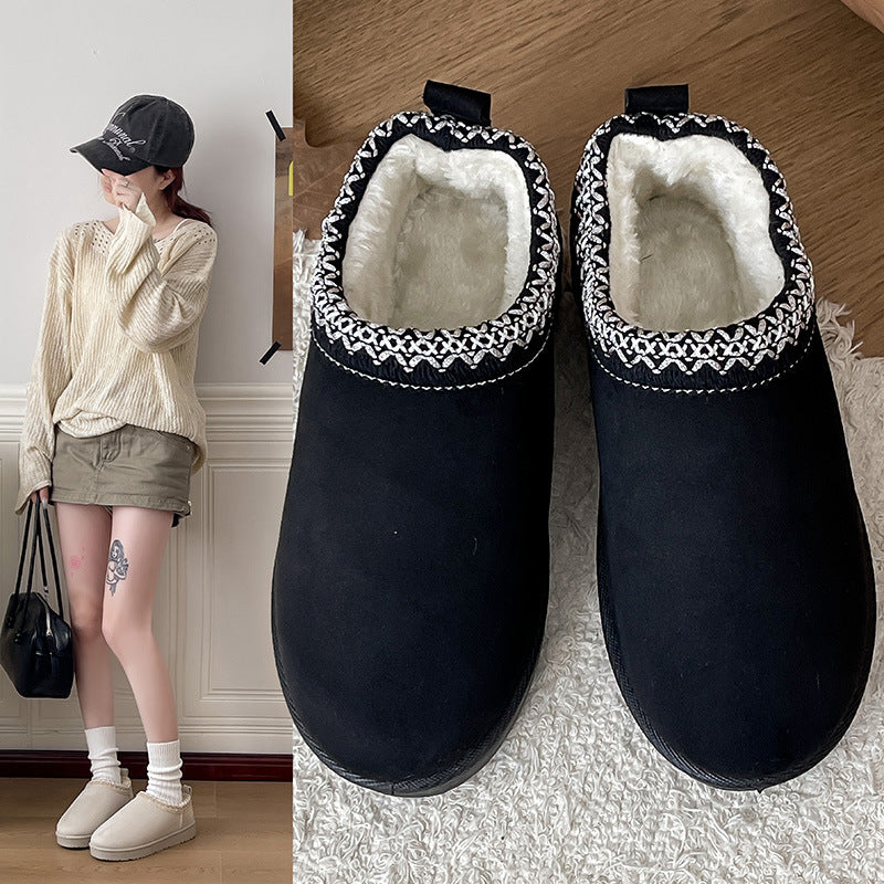 Ladies Lined Slip-On Bootie-Style Slippers with Faux Fur Lining and Decorative Trim Mune Fashion