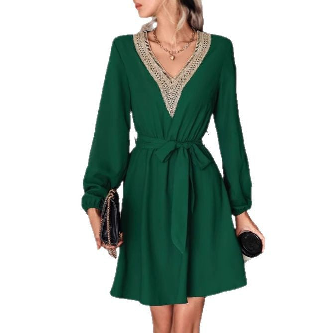 Ladies knee-length V-neck dress with crochet lace insert, tie belt andlight balloon sleeves Mune Fashion