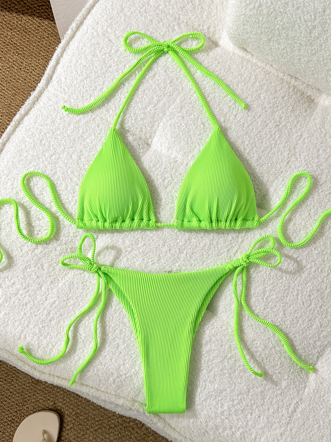 Women's triangle bikini with elastic tying bands and ribbed look Mune Fashion