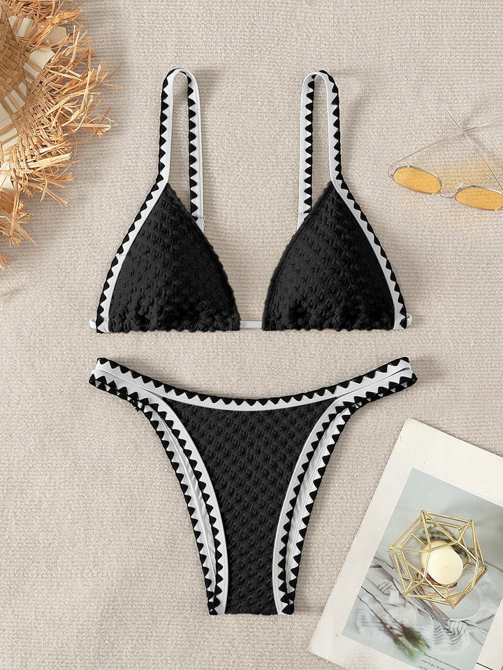 Women's Triangle Bikini with Textured Details Mune Fashion