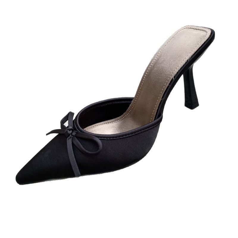 Women's pointed satin mules with delicate bow appliqué and medium-height sculpted heel Mune Fashion