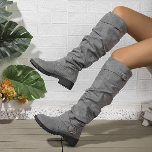 Ladies Over-The-Knee Boots Made Of Soft Suede with Decorative Buckle Detail Mune