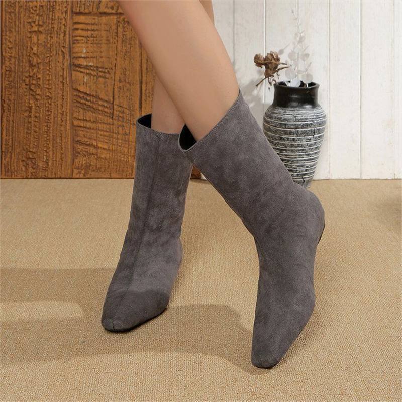 Women's midi ankle boots with pointed toe shape, suede look and sleek wedge heel Mune Fashion