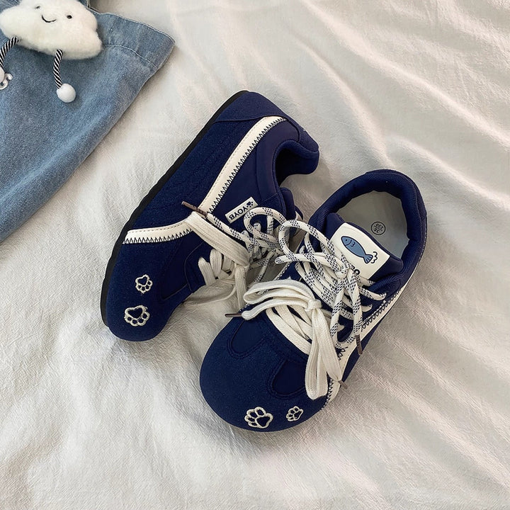 Women's sporty sneakers with playful animal design and flexible upper material Mune Fashion