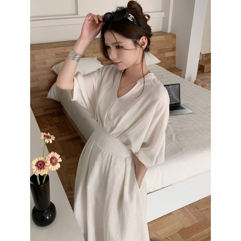 Women's Linen Look Midi Dress with V-Neck, Three-Quarter Sleeves, and Tailored Waist Mune Fashion