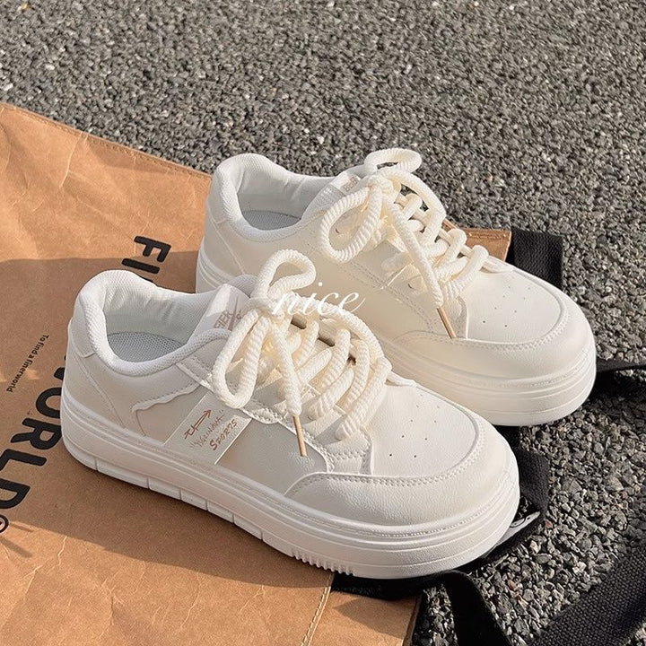 Women's Urban Platform Sneaker in Minimal Style with Padded Comfort Collar Mune Fashion