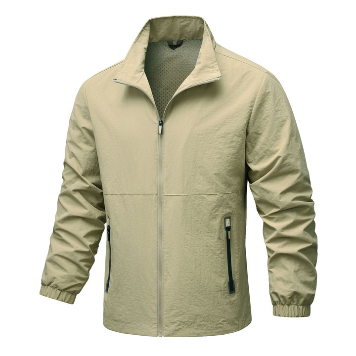 Men's lightweight technical windbreaker with mesh lining, high stand-up collar and zippered pockets Mune Fashion