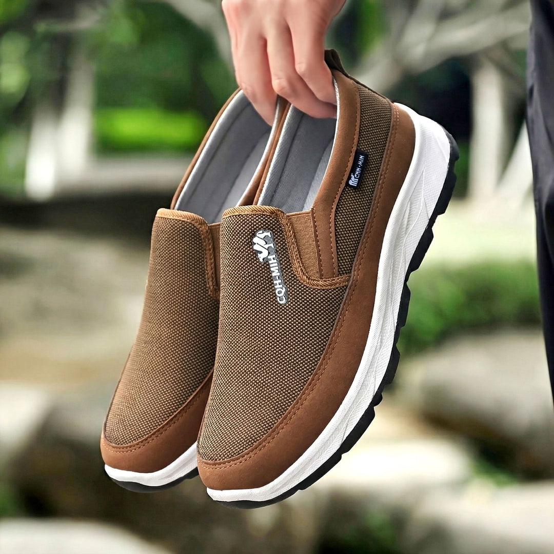 Men's padded slip-on comfort sneaker with elastic entry, shock-absorbing EVA platform sole and removable comfort insole Mune Fashion