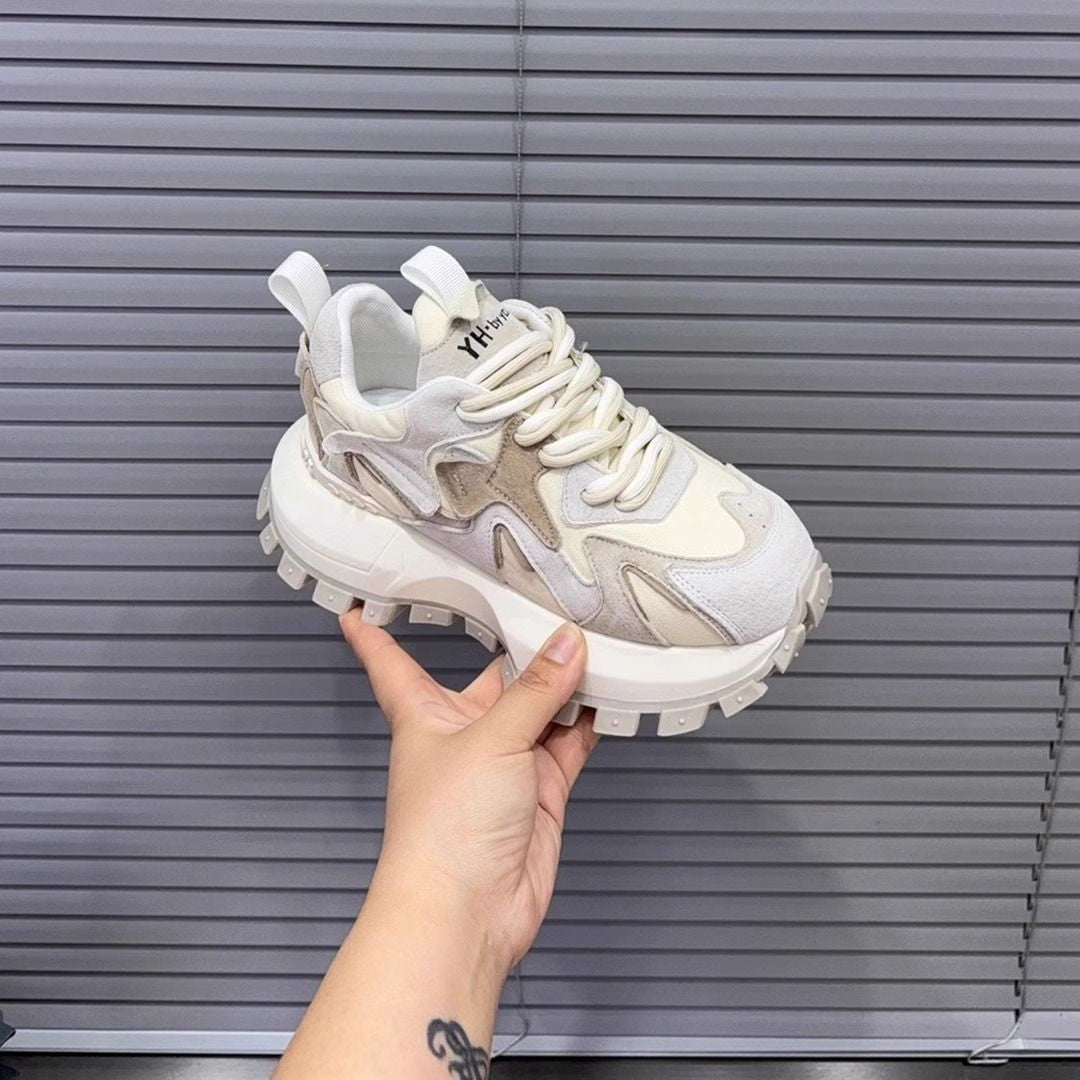 Women's Chunky Sneakers with pronounced tread sole and breathable surface structure Mune Fashion