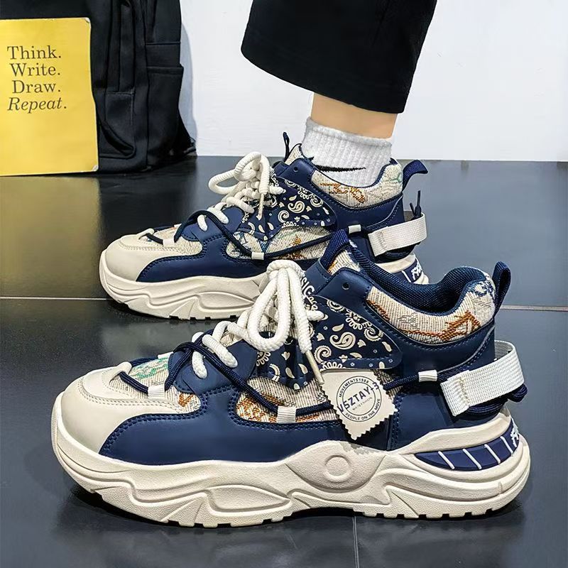 Women's Sporty Chunky Sneakers with Robust Design and Slip-Resistant Sole Mune Fashion
