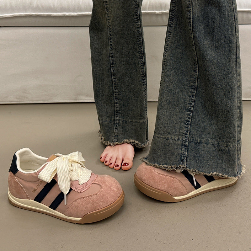 Women Comfortable Sneakers with Fashionable Accents and Breathable Upper Material Mune Fashion