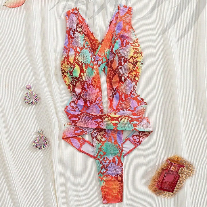 Ladies swimsuit with refined cut Mune Fashion
