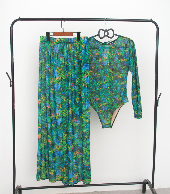 Ladies fashionable bathing outfit with long-sleeved top and casual pants Mune Fashion