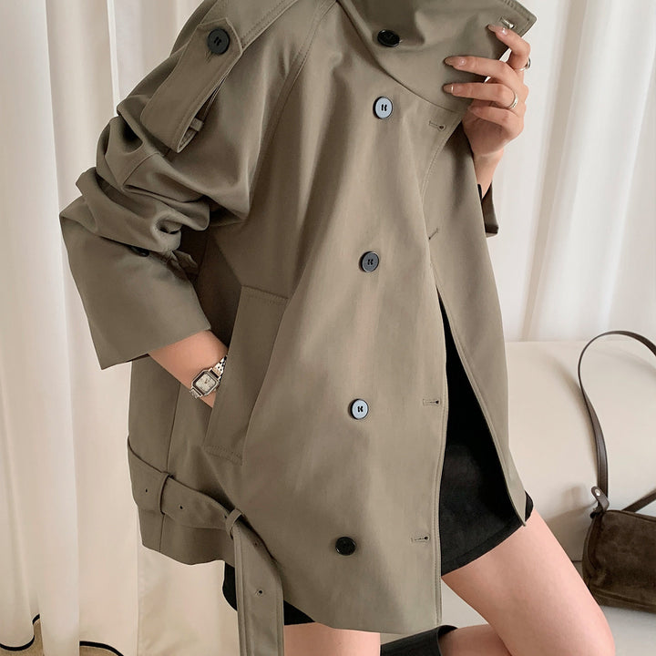 Women's short double-breasted trench coat with stand-up collar and shoulder flaps Mune Fashion