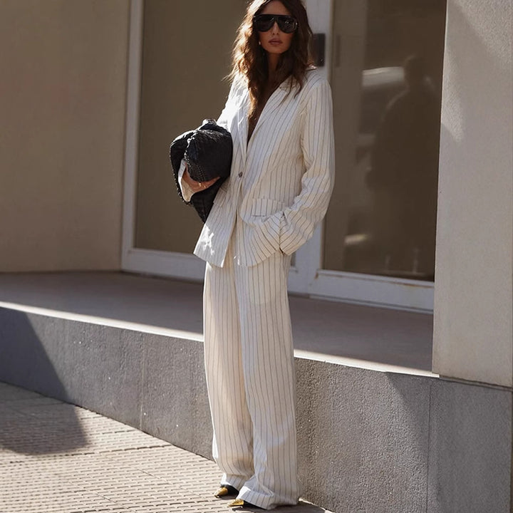 Women's Two-Piece Pinstripe Suit Set with Oversized Blazer and Wide Pleated Trousers Mune Fashion