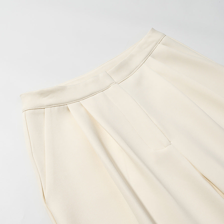 Women's high-waisted wide trousers with pleats, crease and side pockets Mune Fashion