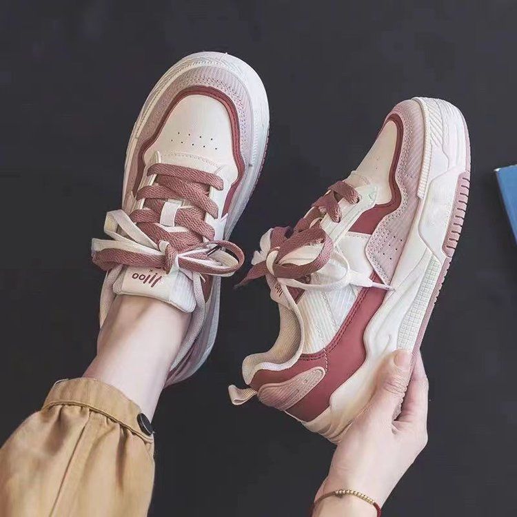 Women's Sports Sneakers with Flexible Sole and Breathable Upper Material Combination Mune Fashion