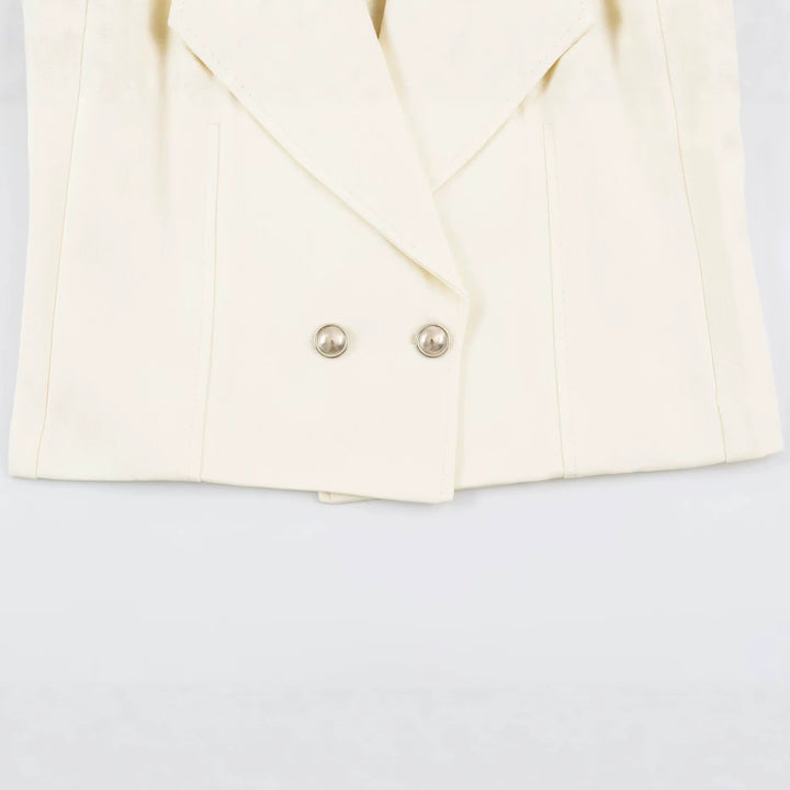 Women's short blazer in boxy cut with oversized lapels and double-breasted Mune Fashion