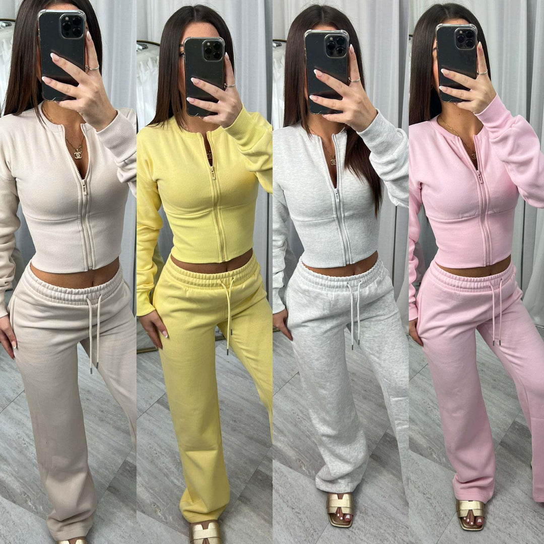 Women's short zip-cropped shirt with shaping waistband and wide relaxed sweatpants with drawstring Mune Fashion