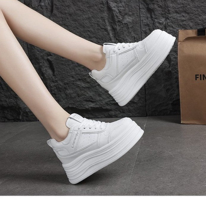 Women's Fashionable Platform Sneakers with Elegant Silhouette Mune Fashion