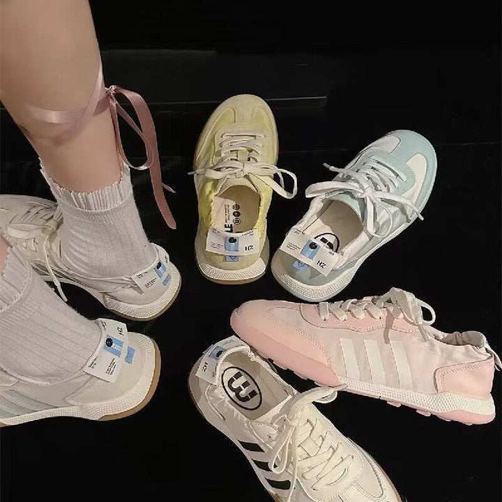Women’s sporty running sneakers with non-slip sole and soft lining Mune Fashion