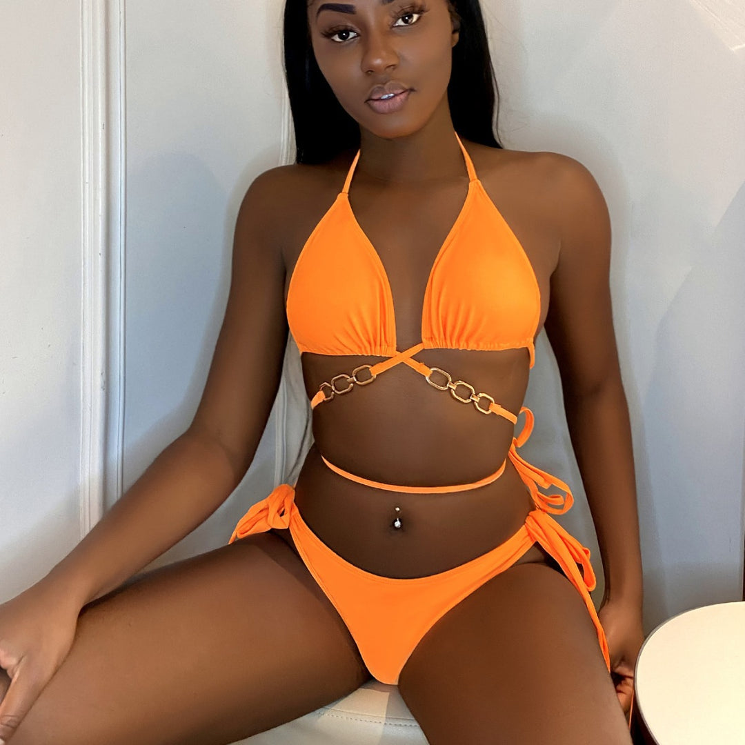 Ladies Triangle Bikini with Chain Decoration Mune Fashion