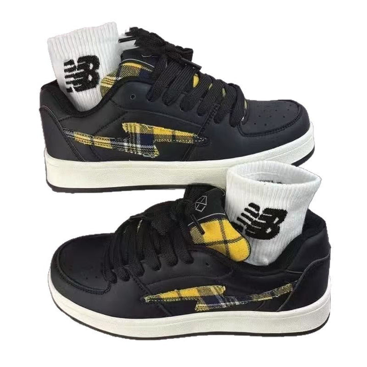 Women's fashionable sneakers with graphic design and breathable surface structure Mune Fashion
