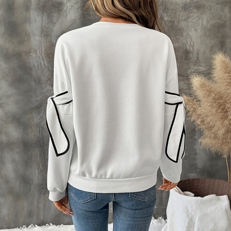 Women's Oversize Sweatshirt with Bow Sleeves and Contrast Piping Mune Fashion