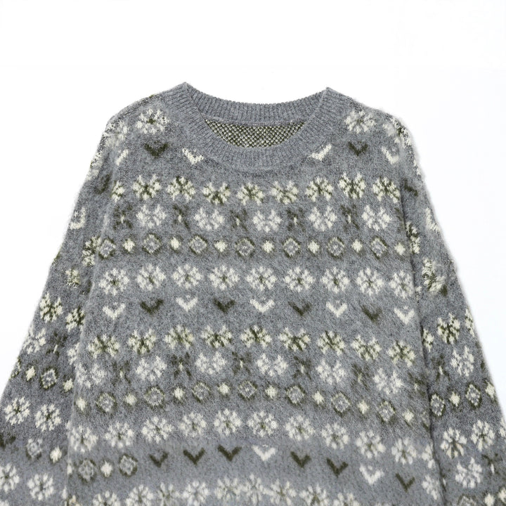 Women's patterned Norwegian sweater made of soft knit yarn with round neckline Mune Fashion