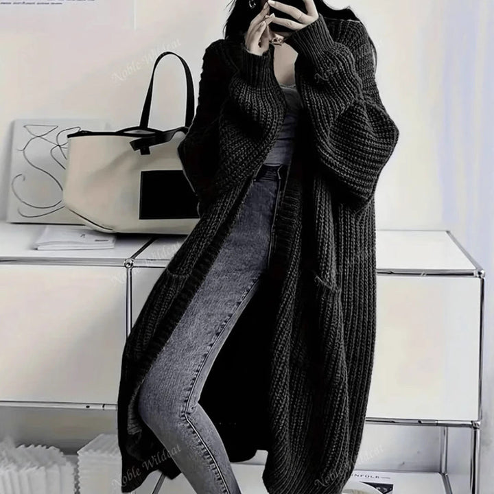 Women's Oversized Knitted Coat Mune
