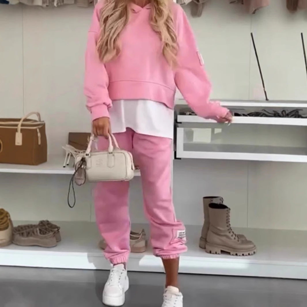 Women's cozy short hoodie and jogger set made of soft cotton blend Mune Fashion