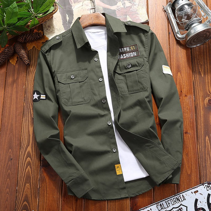 Men's utility shirt jacket with chest pockets, shoulder epaulettes, and badge applications Mune Fashion
