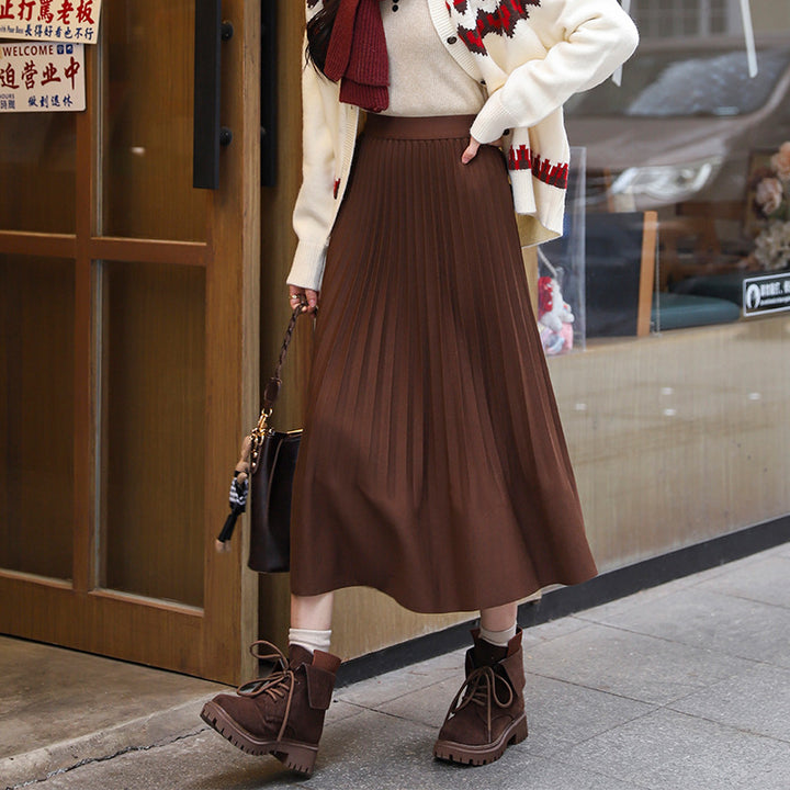 Women's knee-length to calf-length pleated circle skirt with elastic comfort waistband and softly falling flounced edge Mune Fashion