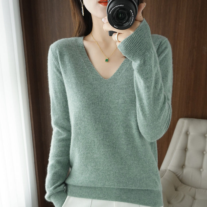 Women Soft V-Neck Cashmere Blend Sweater with Fine Ribbed Cuffs Mune Fashion