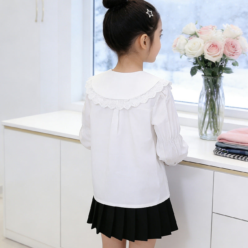 Girls blouse with elegant ruffles and large collar Mune Fashion
