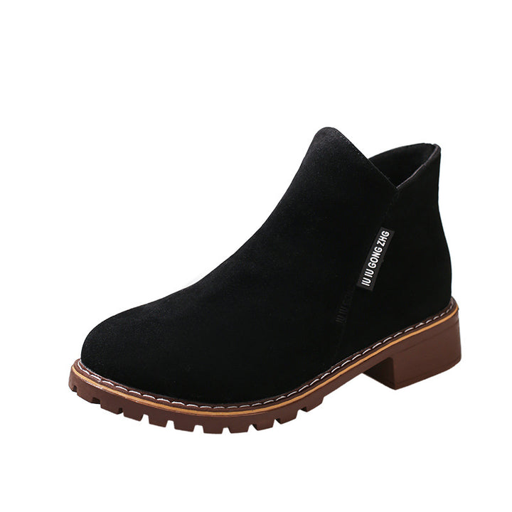 Women's ankle-high faux suede ankle boot with sturdy tractor sole and comfort heel Mune Fashion