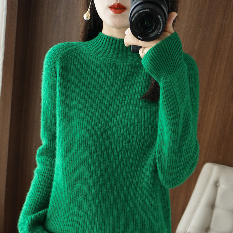 Women's Short Stand-Up Collar Sweater made of fine fine knit with cashmere-like softness and raglan sleeves Mune Fashion