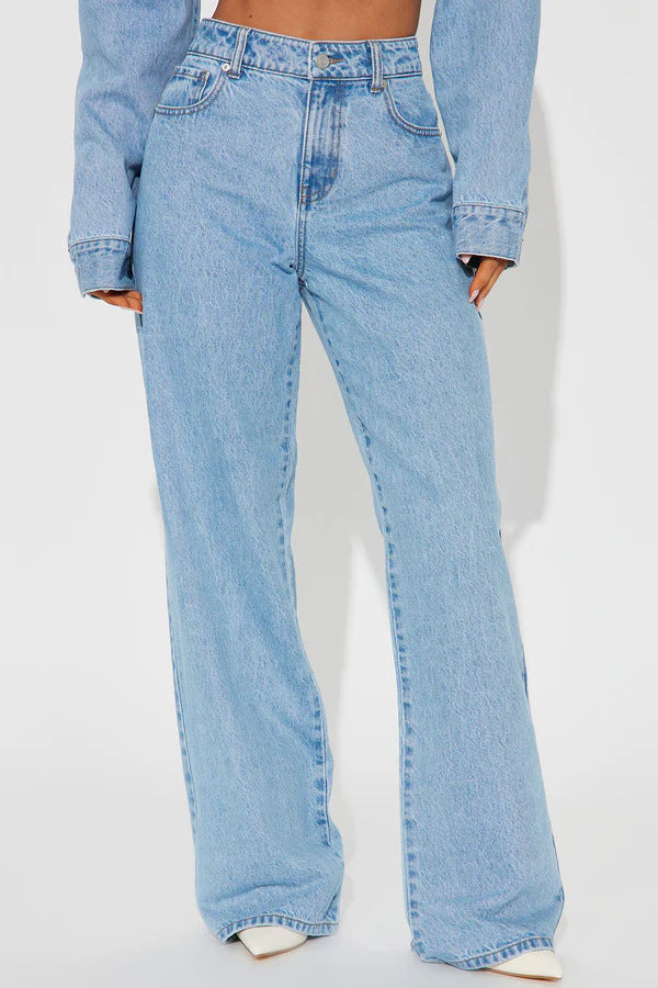 Women's high-waisted wide-leg jeans with a flattering waistband, classic five-pocket design, and flowing leg Mune Fashion