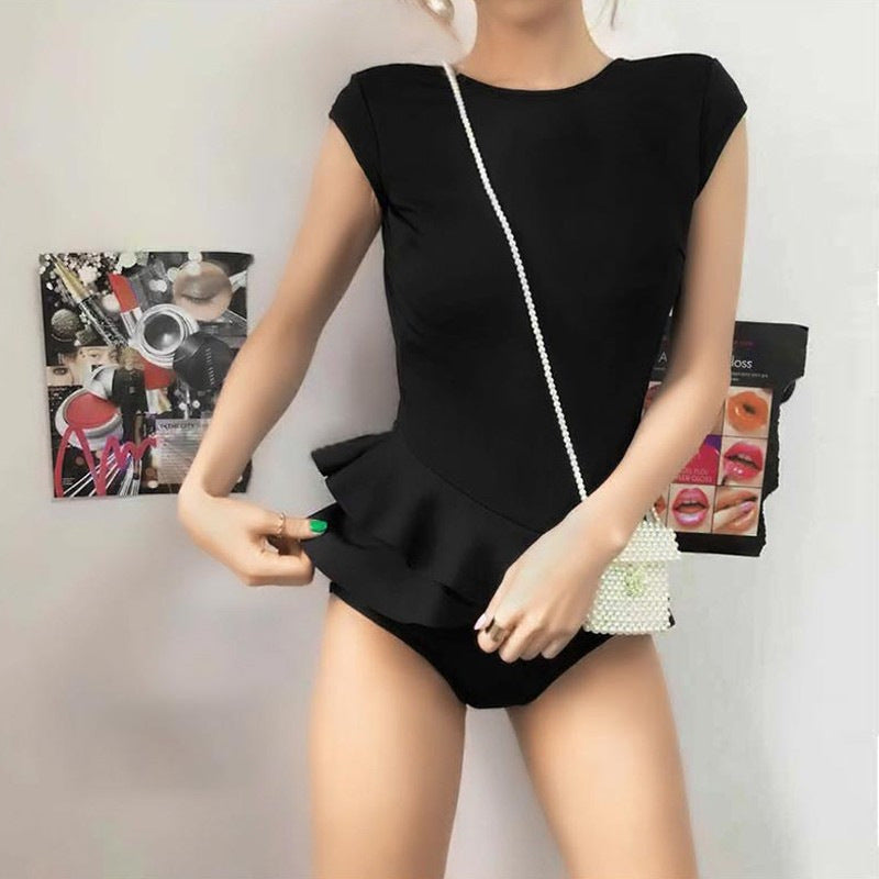 Women's One-Piece Swimsuit with Voluminous Ruffle Hem Mune Fashion