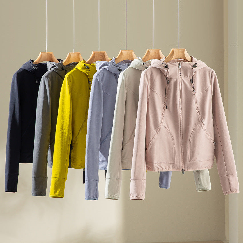 Women's Lightweight Hooded Jacket made of Functional Fleece with Two-Way Zipper and Ergonomic Seams Mune Fashion
