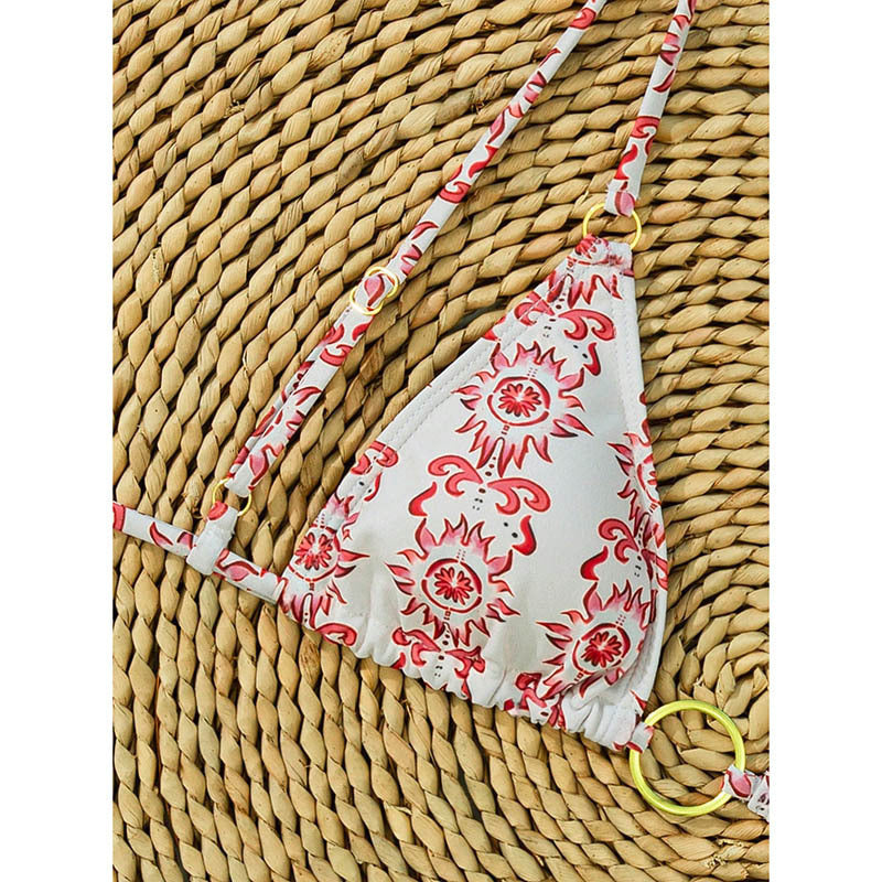 Women Triangle Bikini with unique Ring Closure Mune Fashion