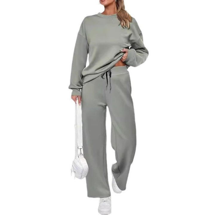 Women's two-piece French terry lounge set with oversized round neck pullover and wide high waist jogger Mune Fashion