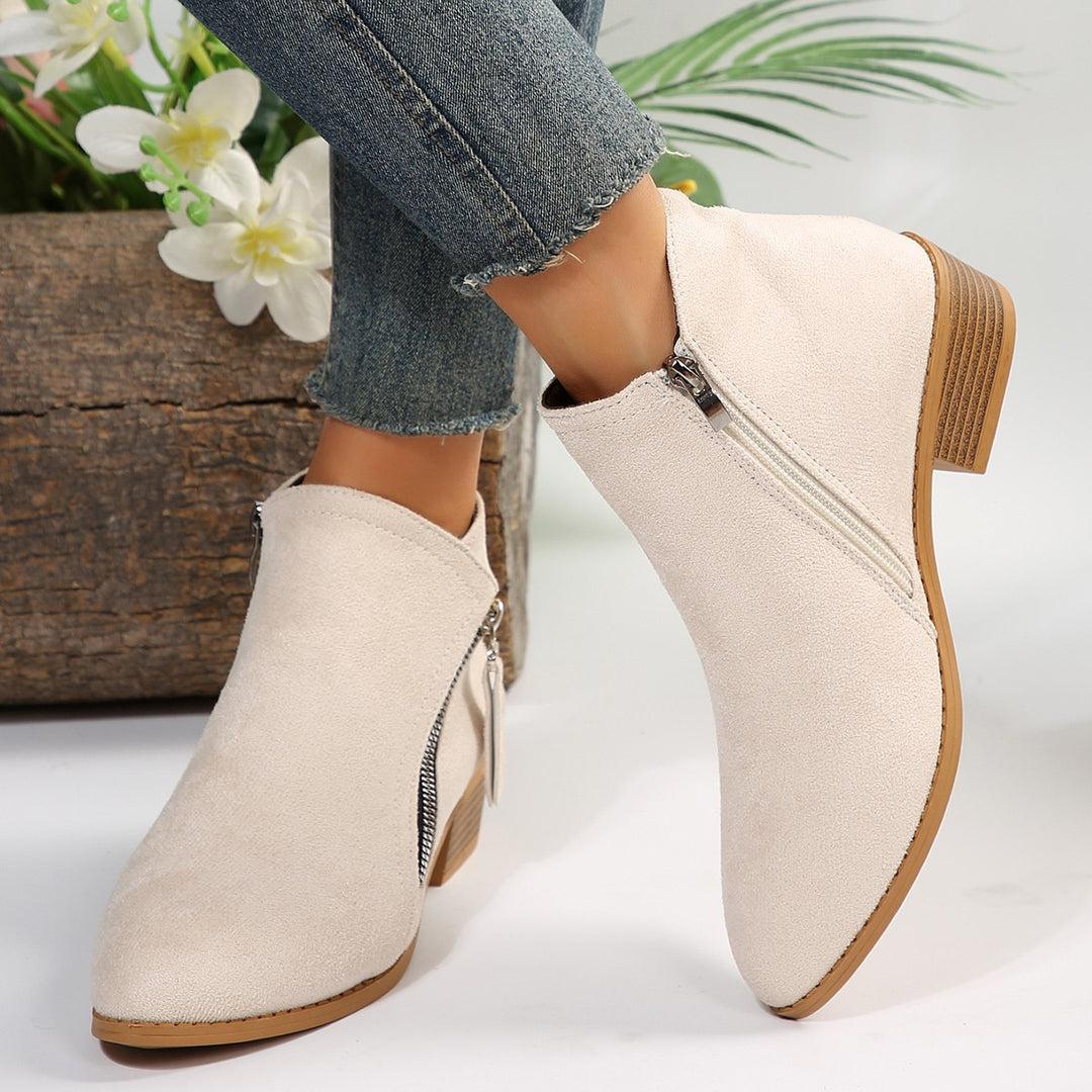 Women's classic ankle-high micro velvet ankle boots with side zipper and low block heel Mune Fashion