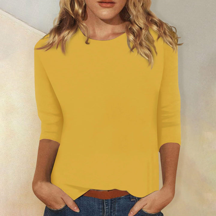 Women's Lightweight Fine Knit Shirt with Three-Quarter Sleeves and Round Neckline Mune Fashion