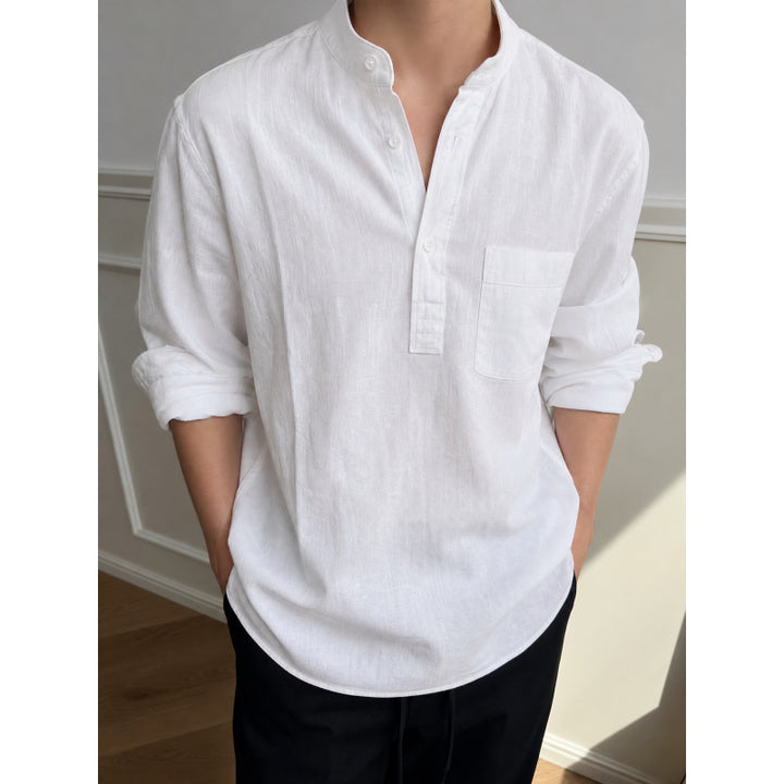 Men's shirt with Mandarin collar, half-button placket, and chest pocket Mune Fashion