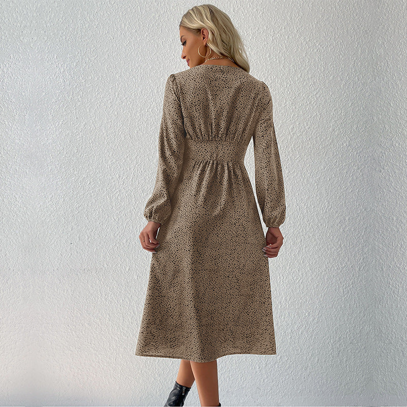 Women's Elegant Knee-Length Dress with Button Closure Mune Fashion