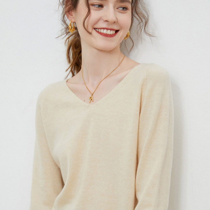 Women's Cozy V-Neck Fine Knit Sweater made of Mohair Mix with Fluffy Surface Mune Fashion