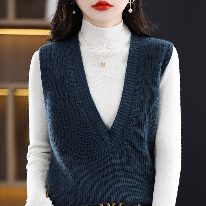 Women's Knit Long Vest with Deep V-Neck and Fine Rib Structure Mune Fashion