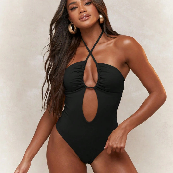 Ladies Trendy One-Piece Swimsuit with Playful Cut-Out Mune Fashion